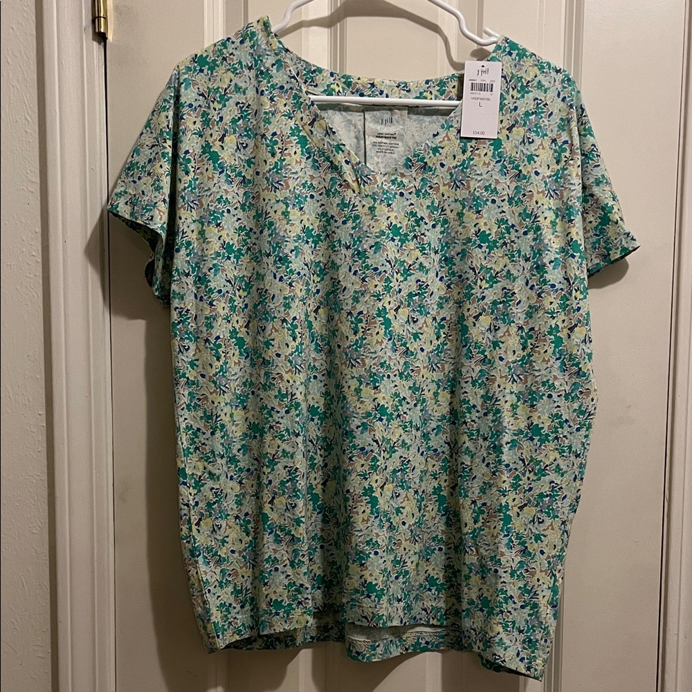J. Jill Green and Cream Floral V-Neck tee
